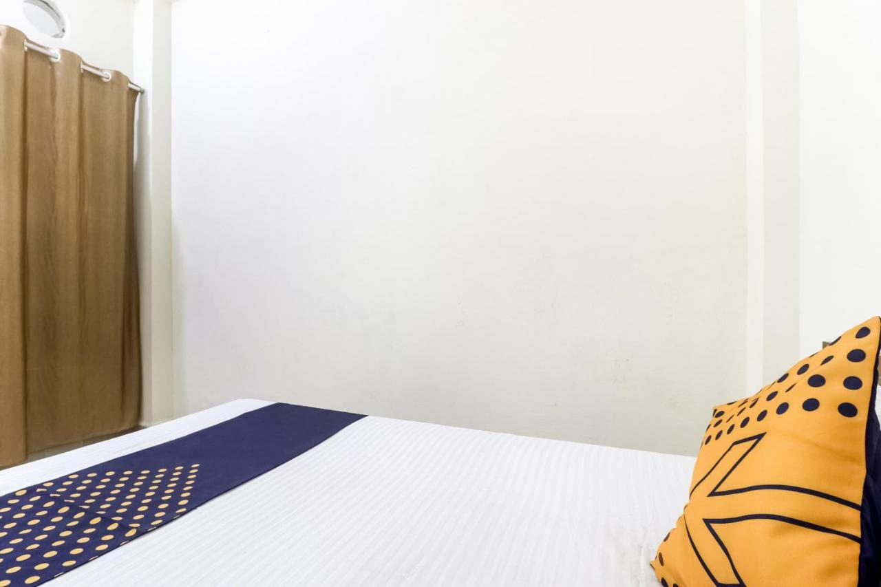 Oyo 40073 Yash Homestay Samarda Kaliāsot Eksteriør billede