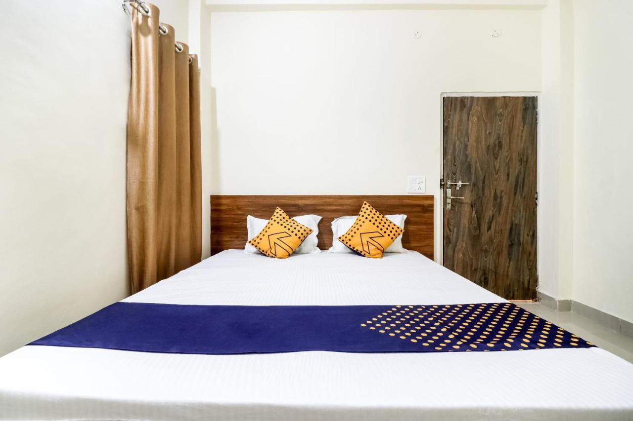 Oyo 40073 Yash Homestay Samarda Kaliāsot Eksteriør billede