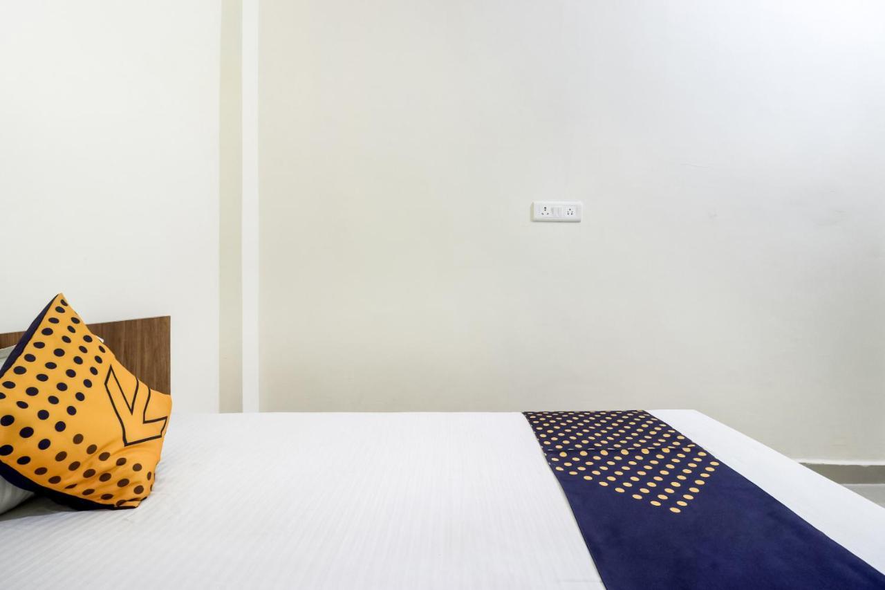 Oyo 40073 Yash Homestay Samarda Kaliāsot Eksteriør billede