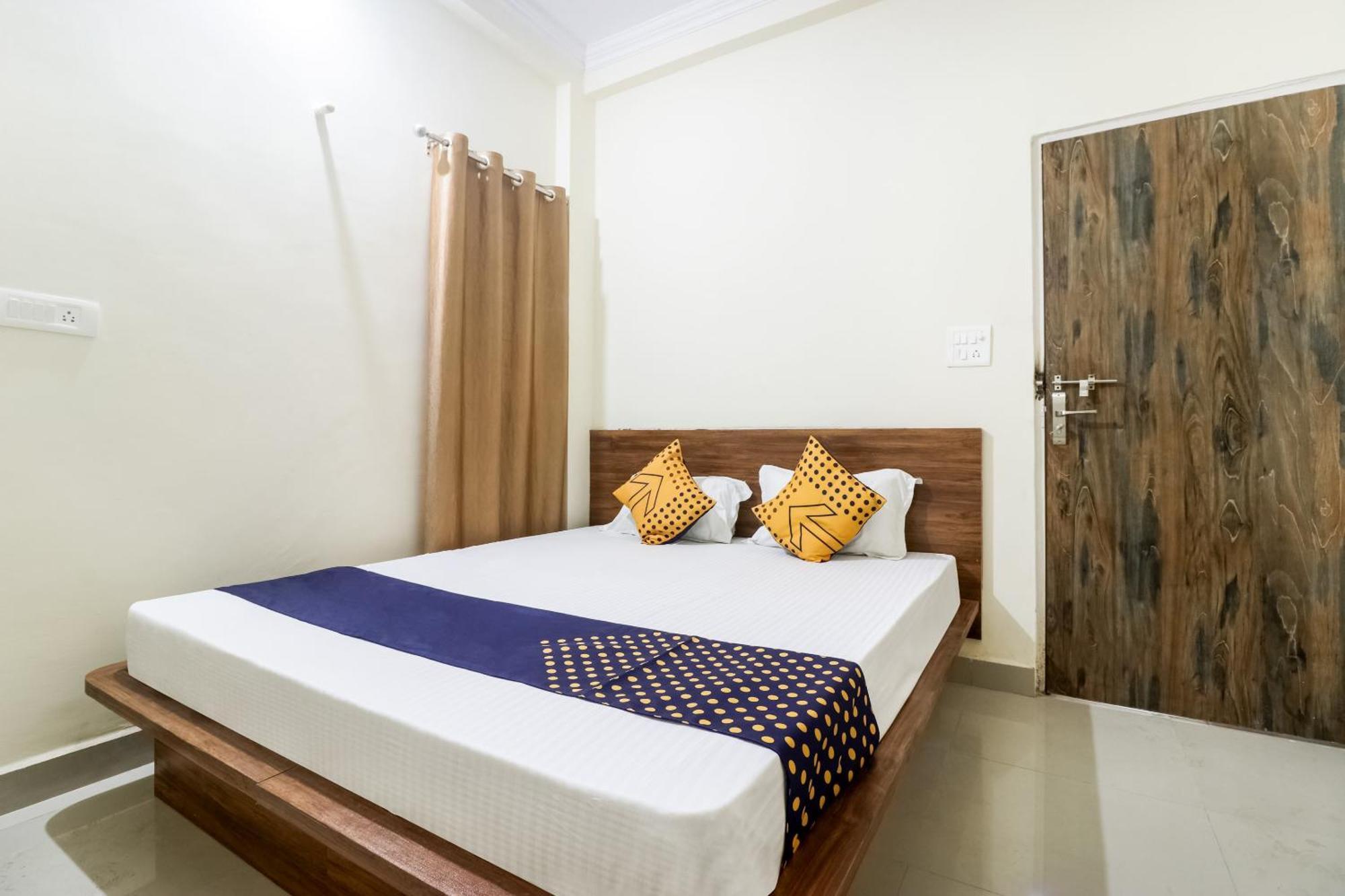 Oyo 40073 Yash Homestay Samarda Kaliāsot Eksteriør billede